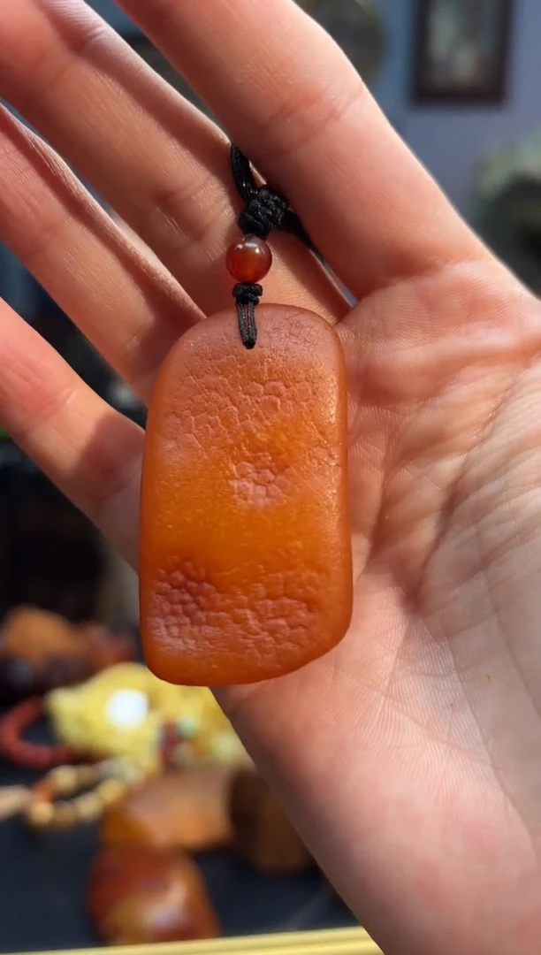 琥珀颈饰未镶嵌吊坠