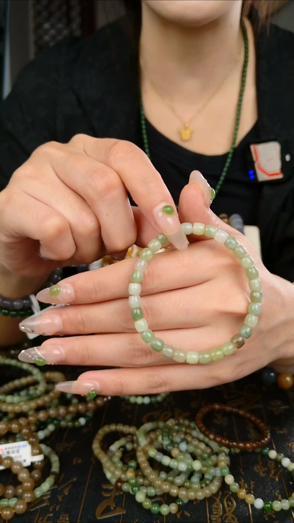 颈饰未镶嵌和田玉拍一发一 所见即所得