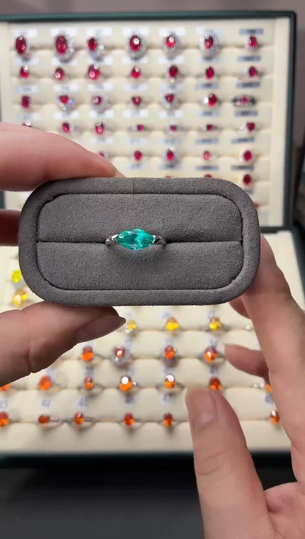 3碧玺（处理） 无品牌 925银 轻奢女神款霓虹电光蓝系列