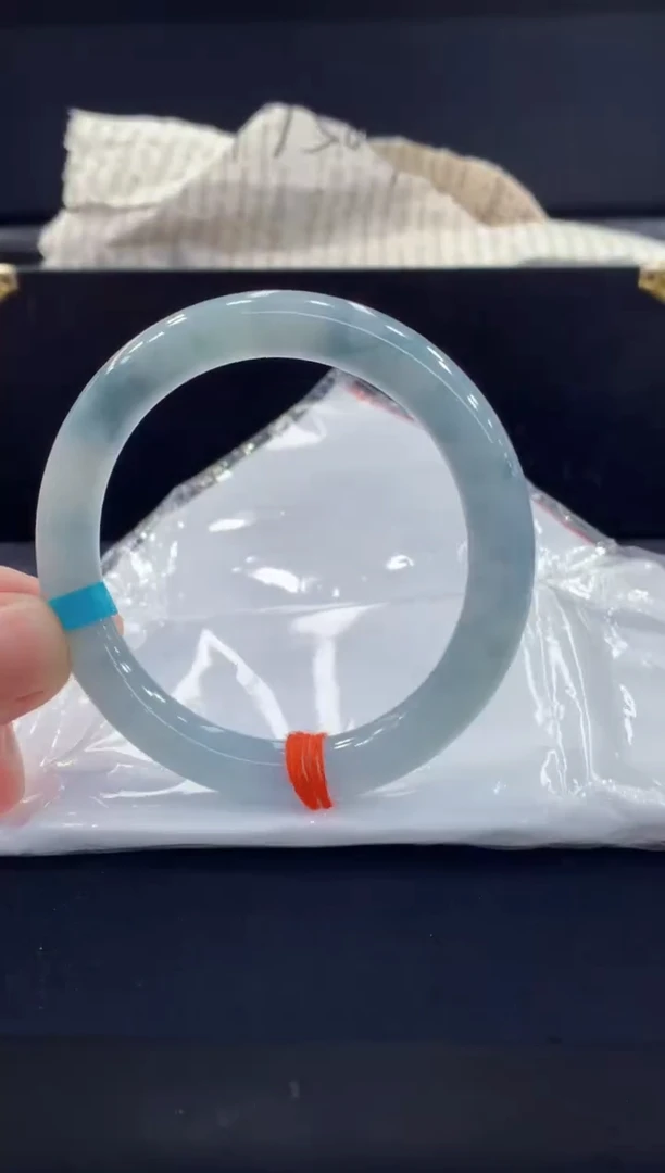 未镶嵌手镯翡翠翡翠手镯