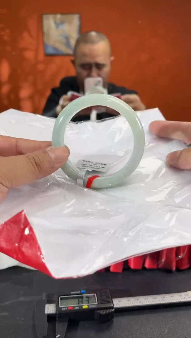 未镶嵌手镯翡翠6 58