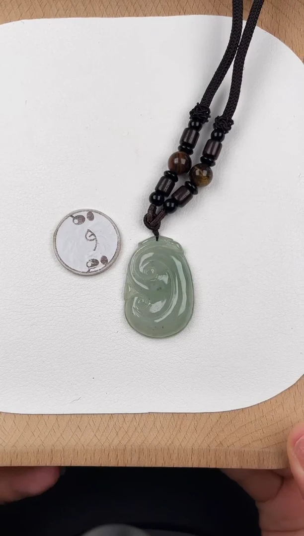 颈饰未镶嵌翡翠孤品-14