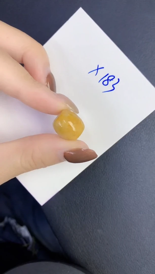 颈饰未镶嵌翡翠缅甸天然翡翠A货