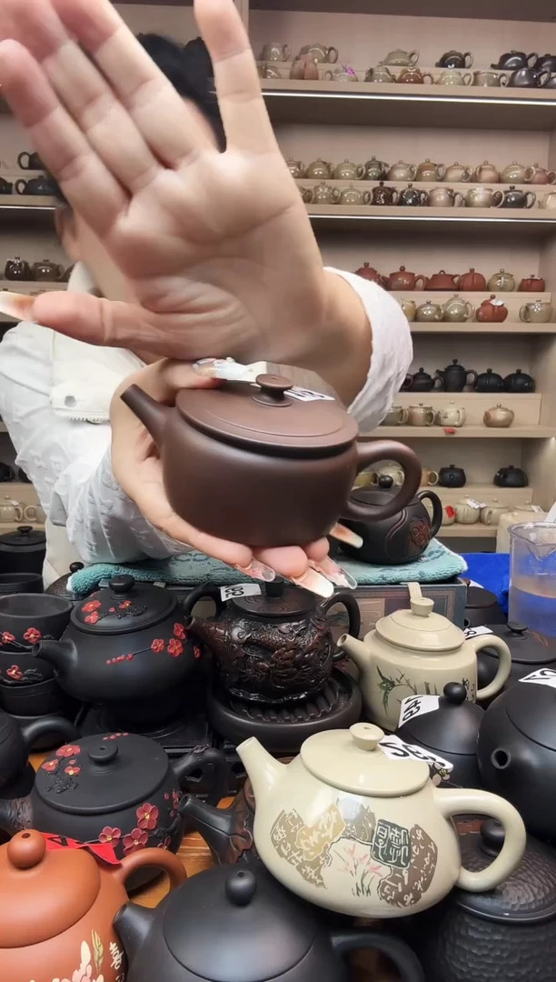 壶瑕疵无礼盒  183 素宽口壶