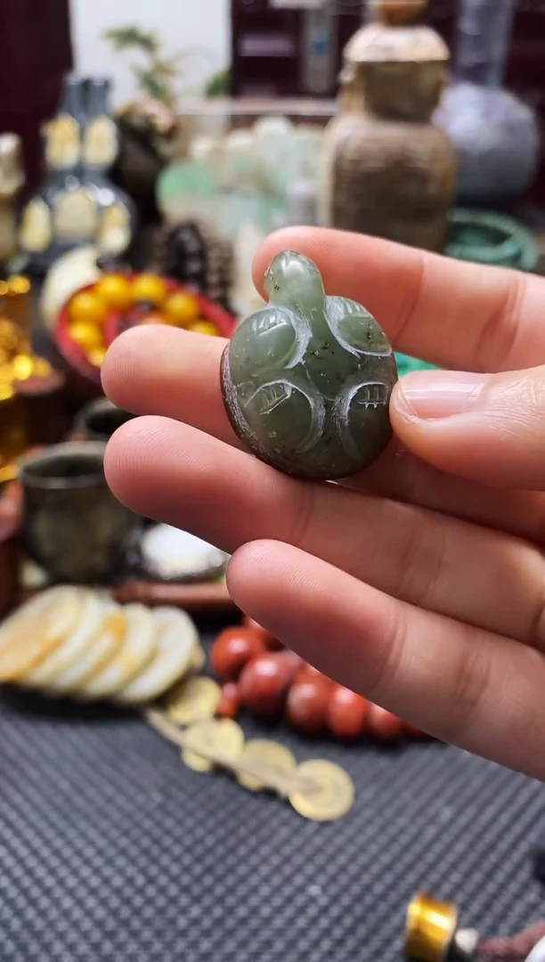 未镶嵌和田玉挂件龟