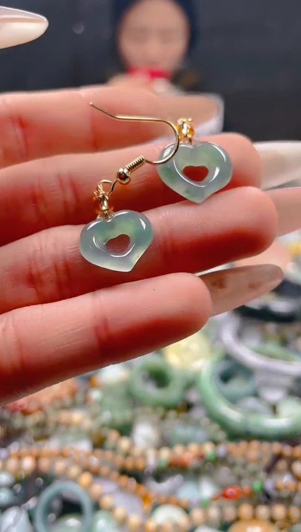 【闪购商品】翡翠颈饰未镶嵌/Z/翡翠A货一图一物