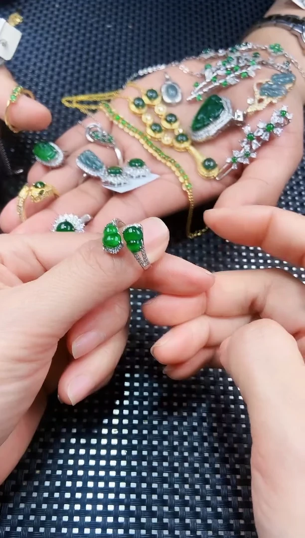 【闪购商品】翡翠戒指未镶嵌111111111