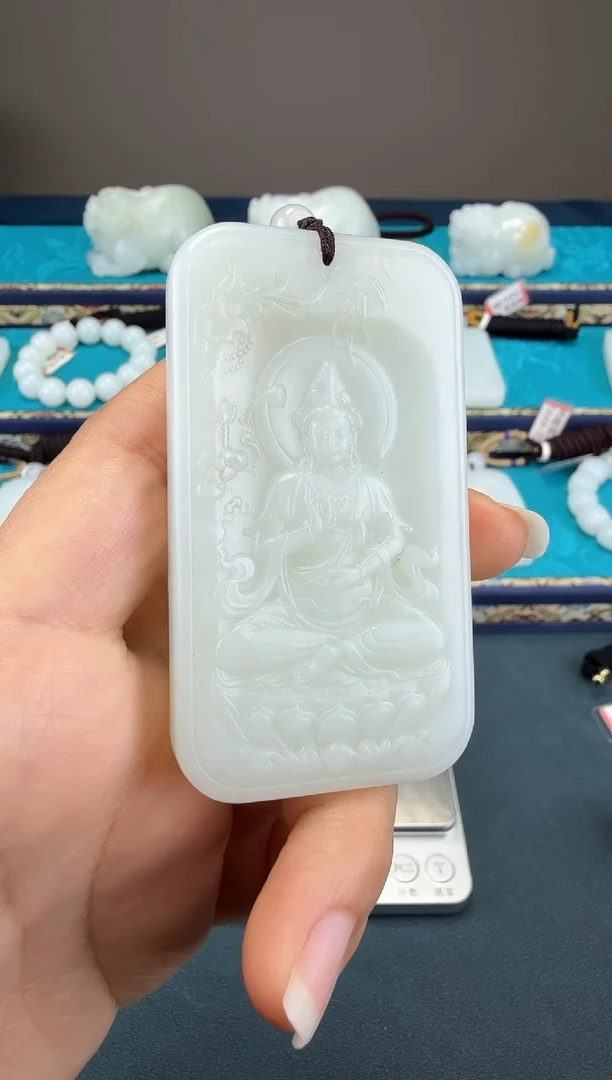 颈饰未镶嵌和田玉1