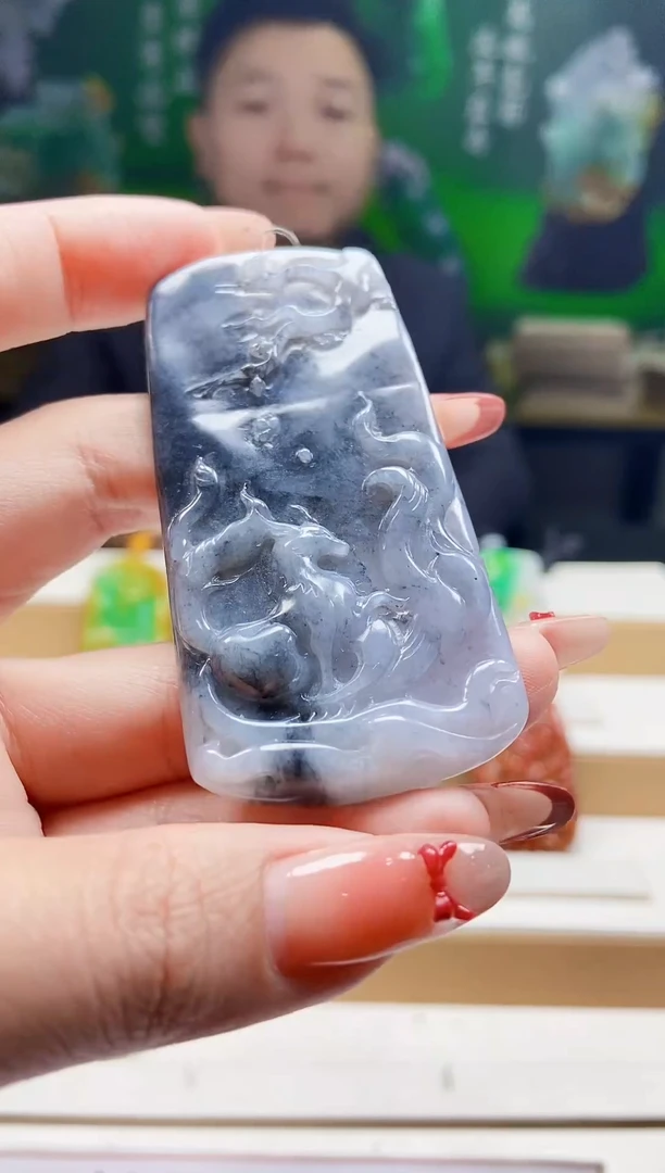 颈饰未镶嵌翡翠翡翠A货