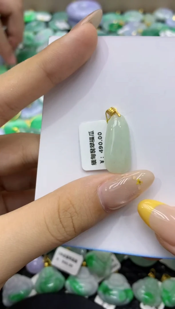 颈饰未镶嵌翡翠天然缅甸翡翠A货