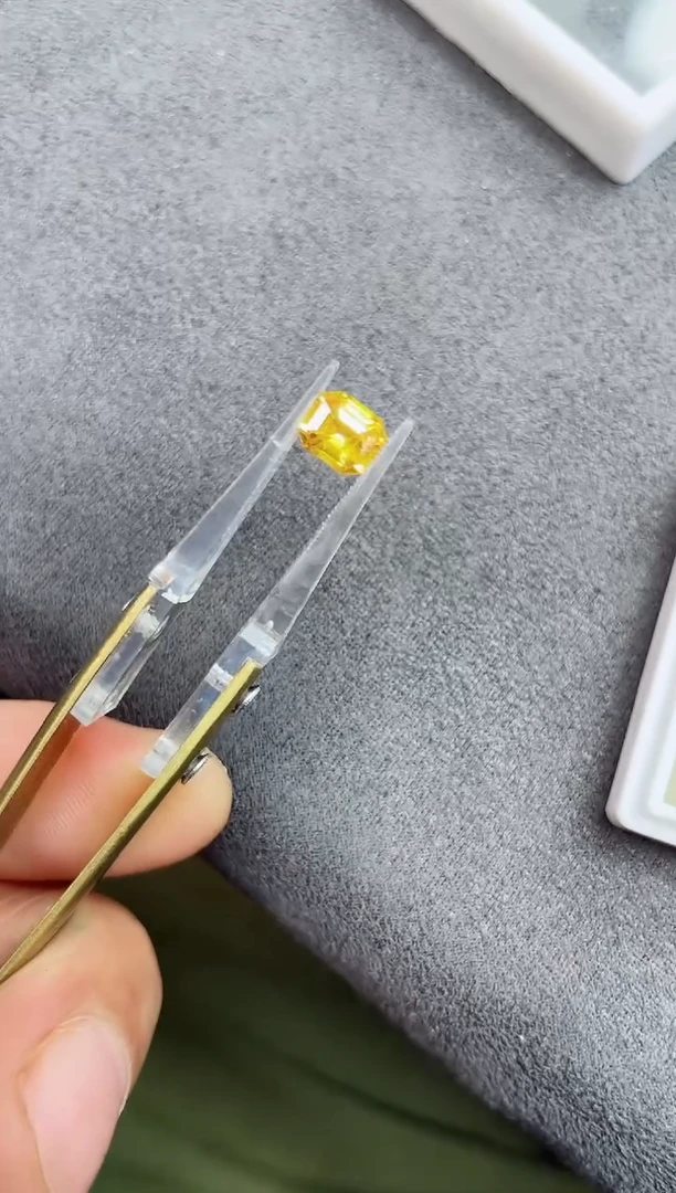 裸石彩色蓝宝石1.53ct