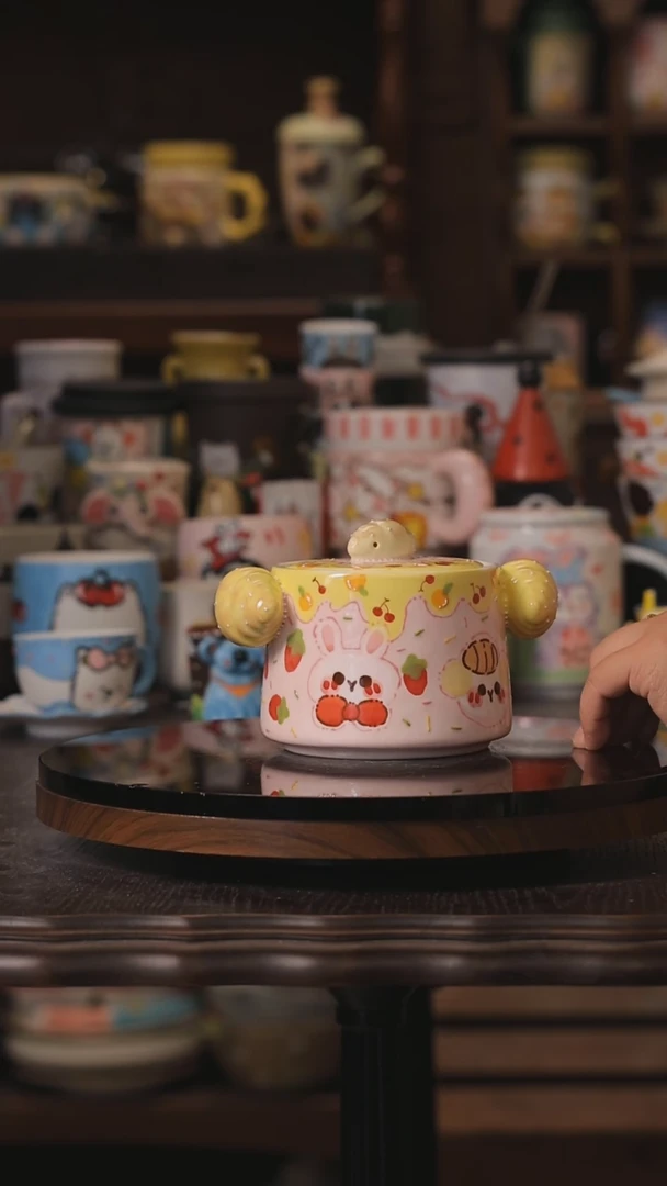 摆件景德镇釉下彩绘设计师款式陶瓷