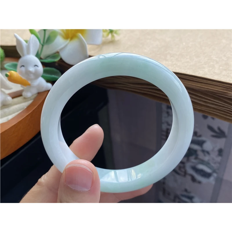 11.07批10349号57.8-12.7-8.8！清新的浅绿底色！天然翡翠手镯