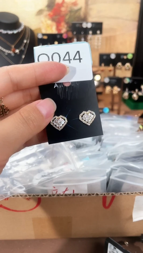 合金925银锆石Q044