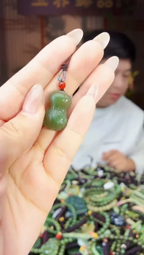 颈饰未镶嵌和田玉多样性发货拍一发一