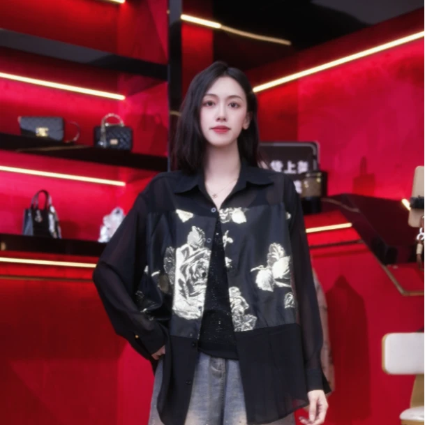 现货丽丽家  流金玫瑰遮肉宽松设计款衬衫