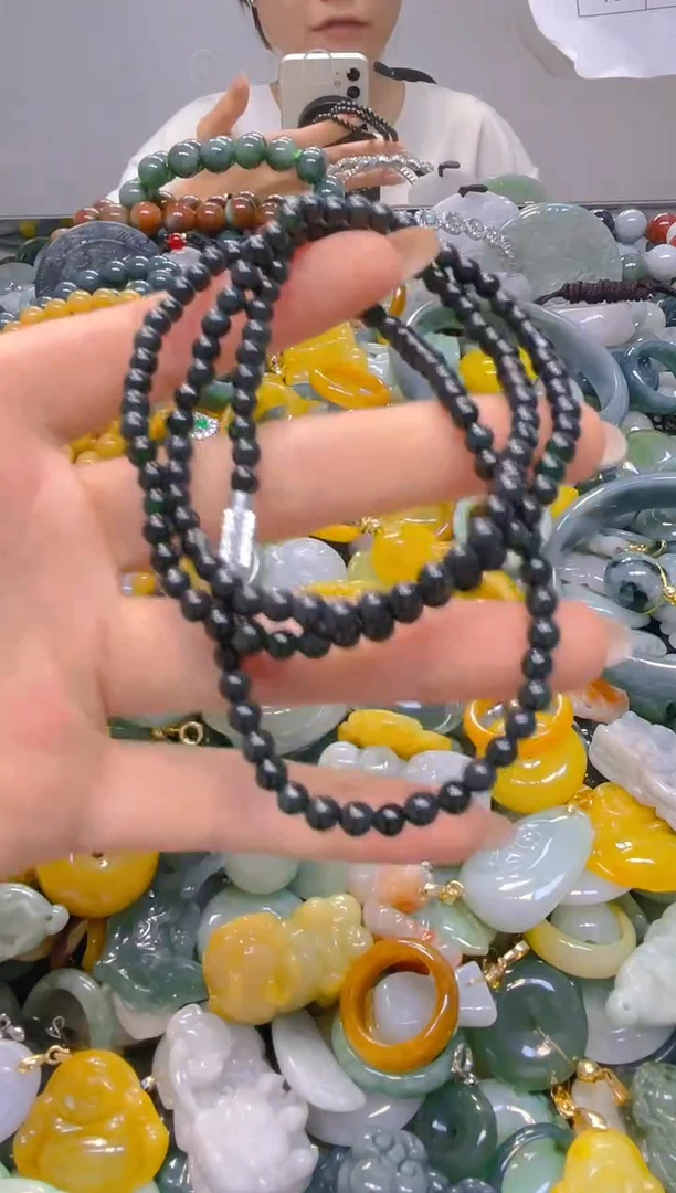 翡翠未镶嵌颈饰4MM/M/翡翠A货,1件也是批发价