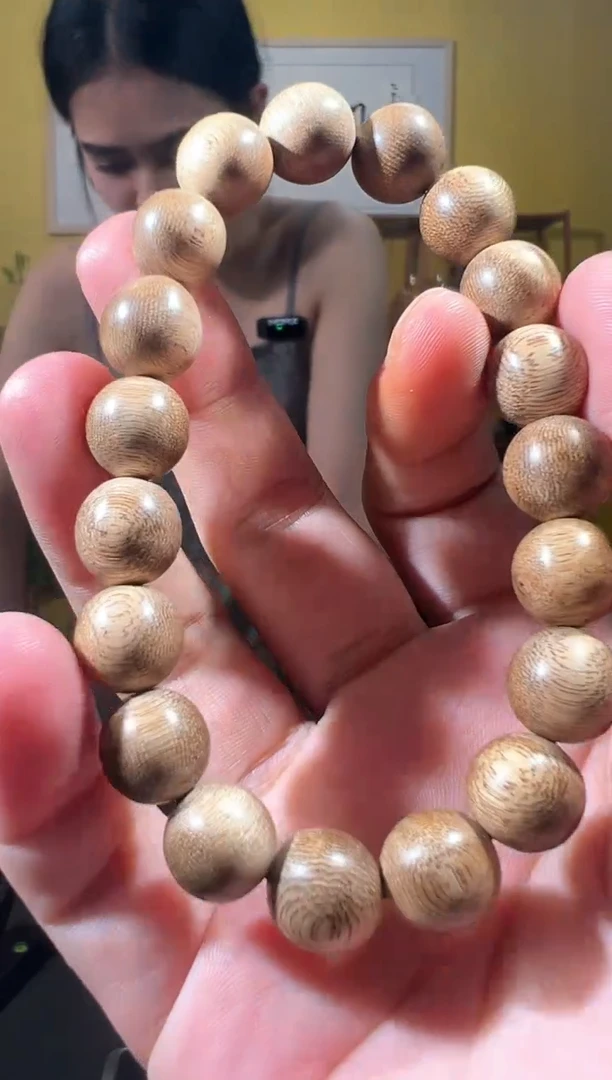 沉香手串10号芽庄1.1*12g多样性发一