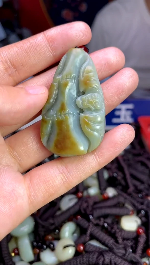 未镶嵌和田玉挂件1