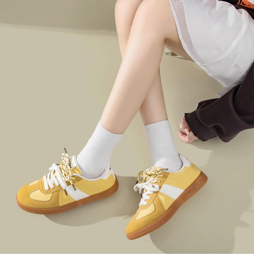 飞跃2025秋冬新款潮流复古学生鞋百搭厚底韩版鞋子复古女鞋板鞋