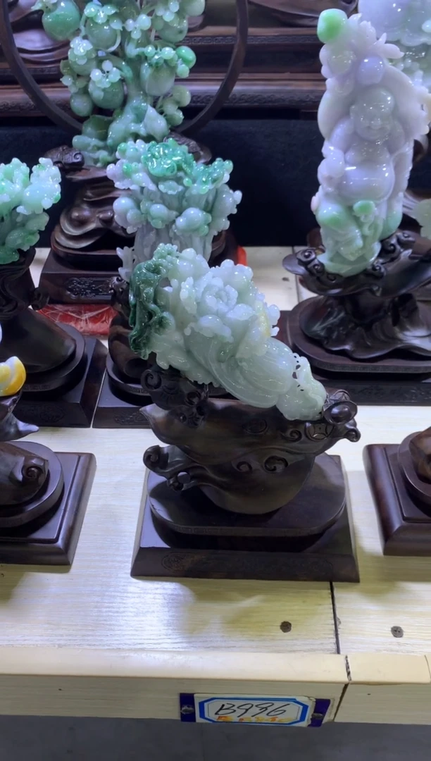 未镶嵌挂件翡翠落***情翡翠摆件