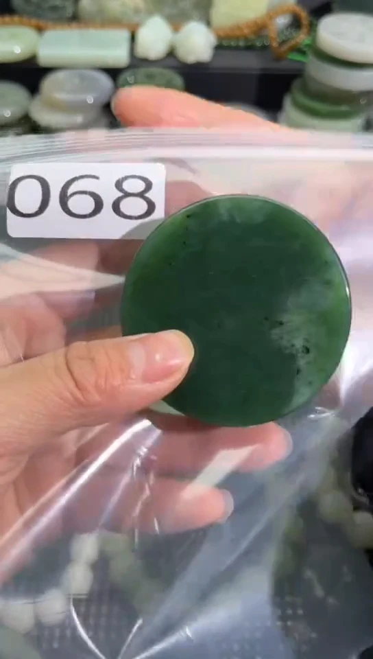 未镶嵌和田玉珠宝半成品镯芯