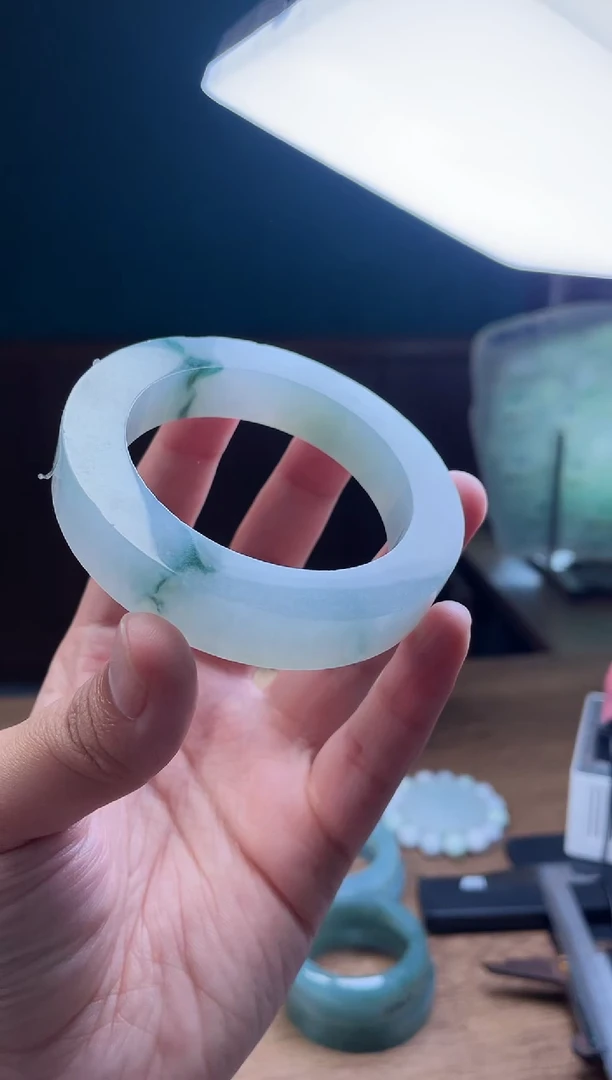 【闪购商品】定制翡翠手镯未镶嵌定制