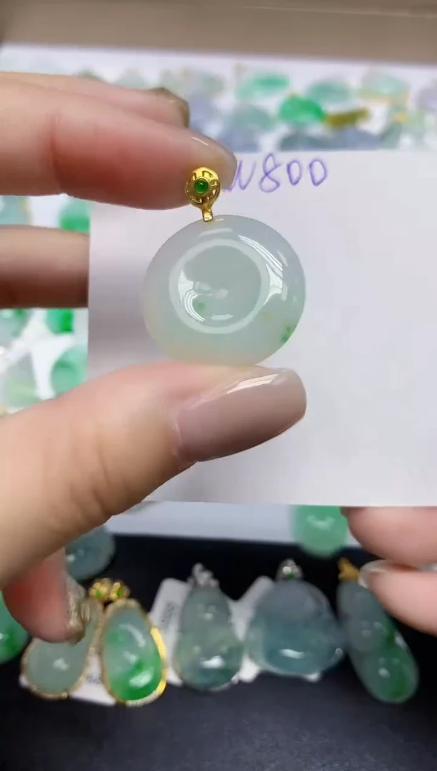 颈饰未镶嵌翡翠天然缅甸翡翠A货翡翠百元以上9元证书费自理