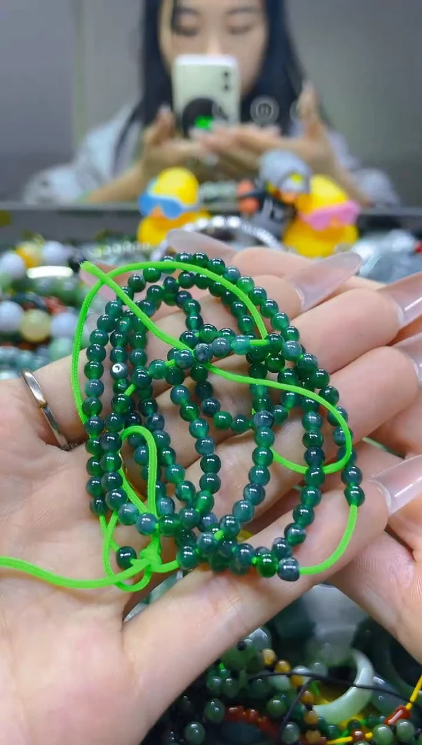 翡翠未镶嵌颈饰4MM/N/翡翠A货一图一物