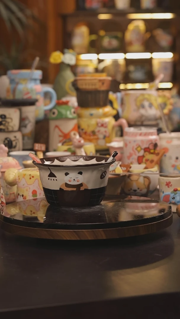 景德镇釉下彩绘设计师款式陶瓷