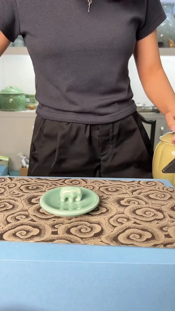 龙泉云间青瓷小米茶器