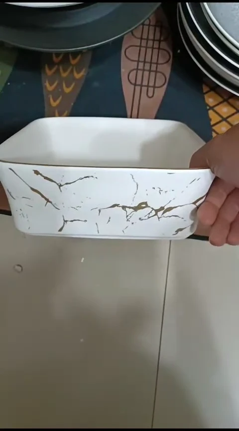 瓷方碗一个装===