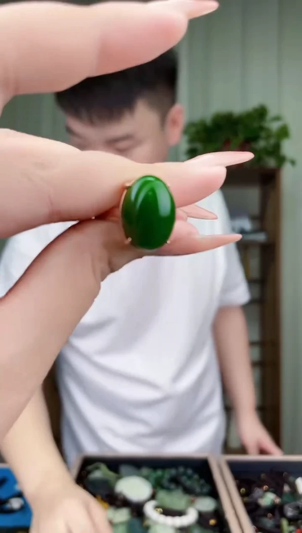未镶嵌和田玉挂件拍一发一，多样性发货！