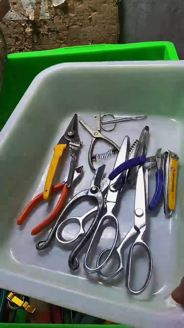 陈*生五金工具组合套装