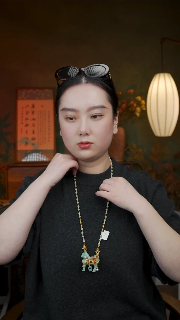颈饰未镶嵌翡翠嗨**…翡翠小马-