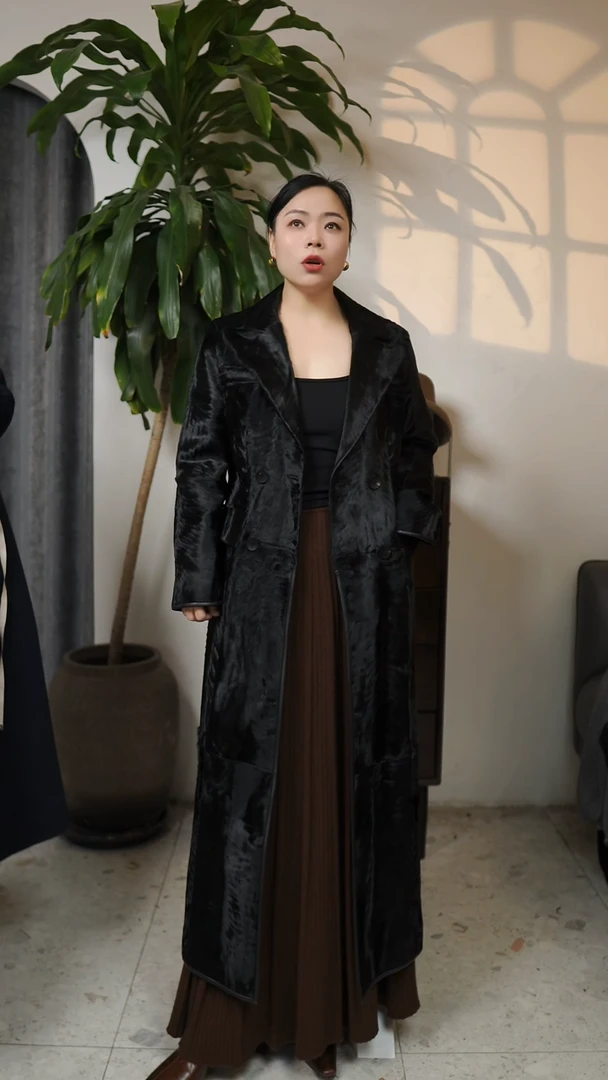 小胡羊象糕外翻领大衣，黑色，M