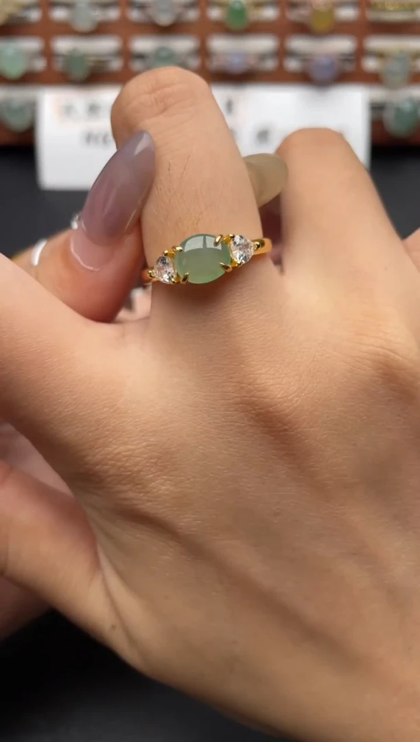 翡翠戒指银S925镶嵌一物一证一礼盒