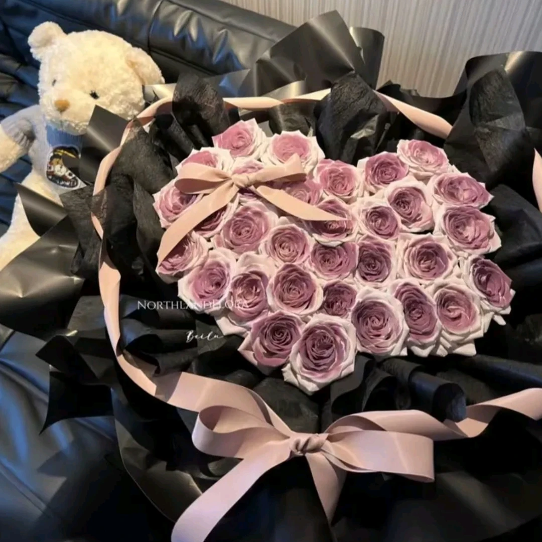 【爱就这样紫】乌梅子酱喷色玫瑰花束生日鲜花求婚花束送对象送爱人