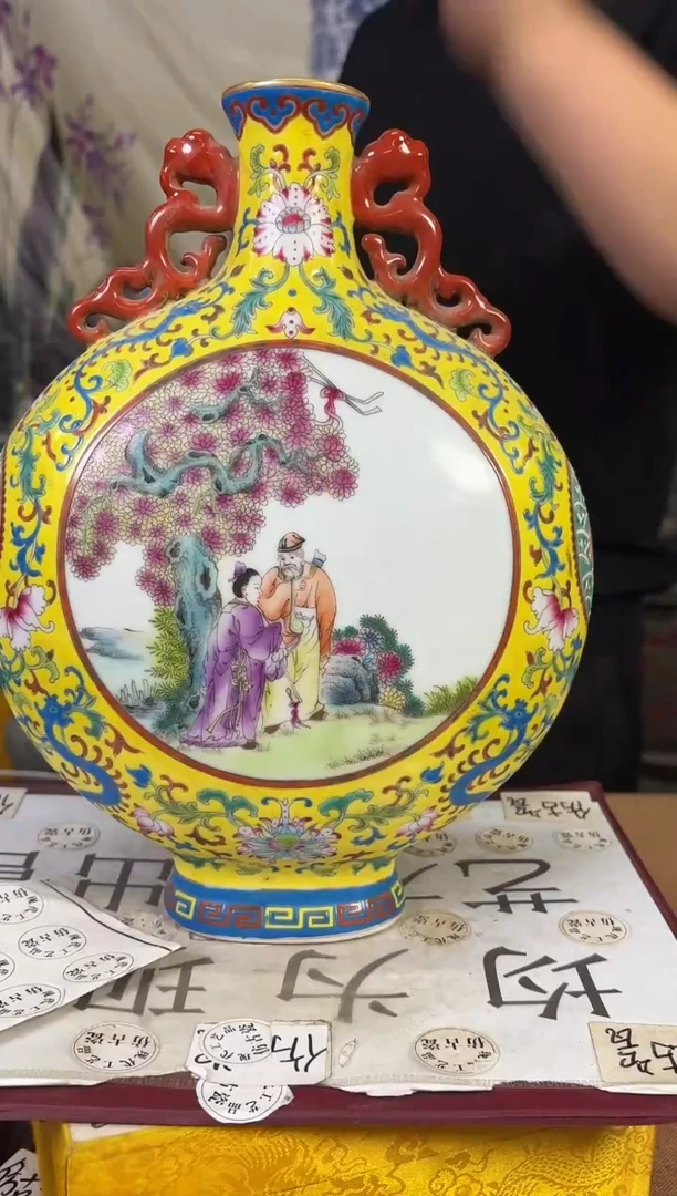 摆件陶瓷高端艺术品Y515