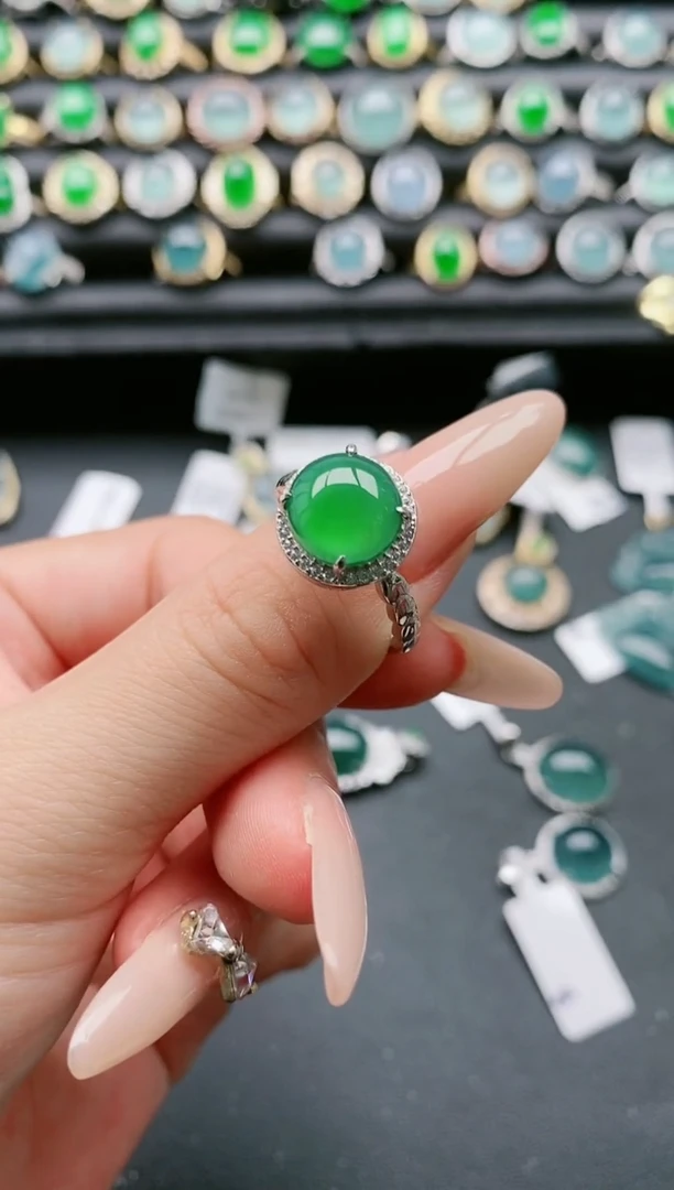 【闪购商品】翡翠戒指银S925镶嵌111111
