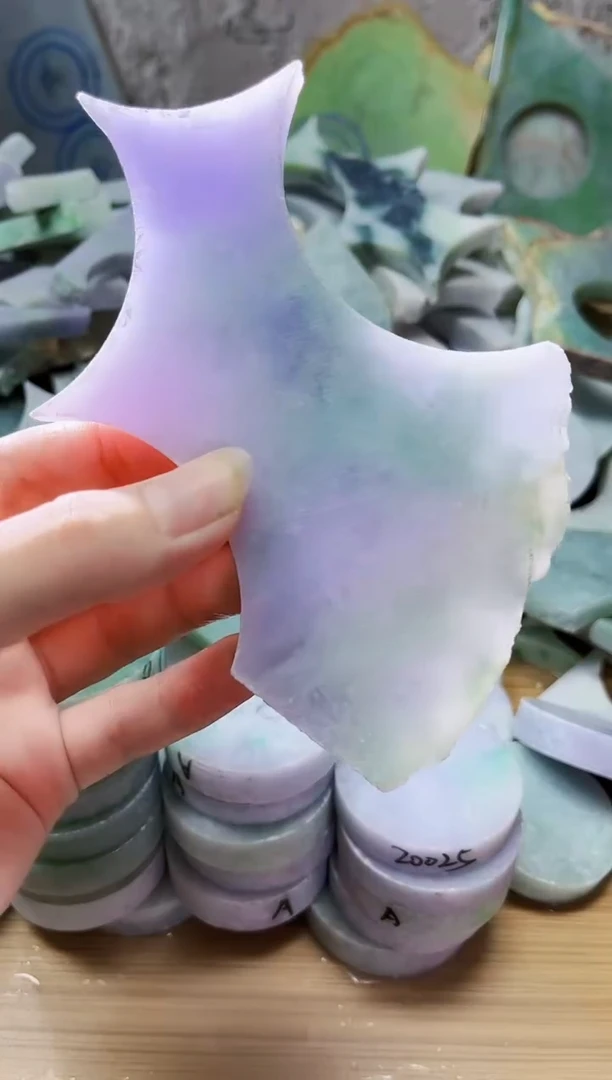 颈饰未镶嵌翡翠天然翡翠A货607