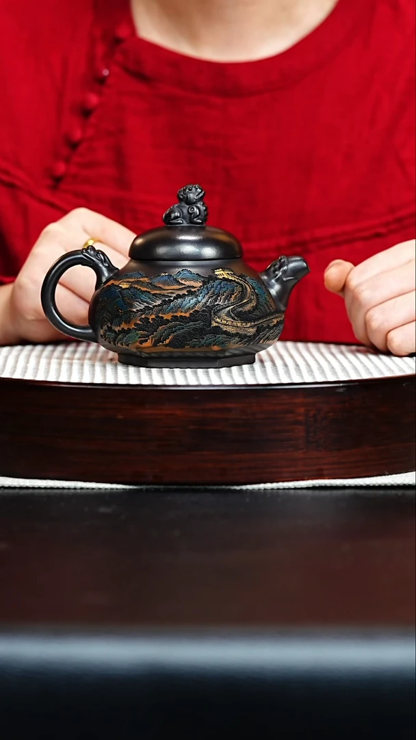 茶壶紫砂六方瑞兽壶  梅付春