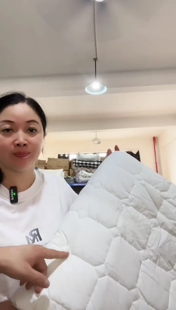 棉棉A17 110*200床垫微瑕