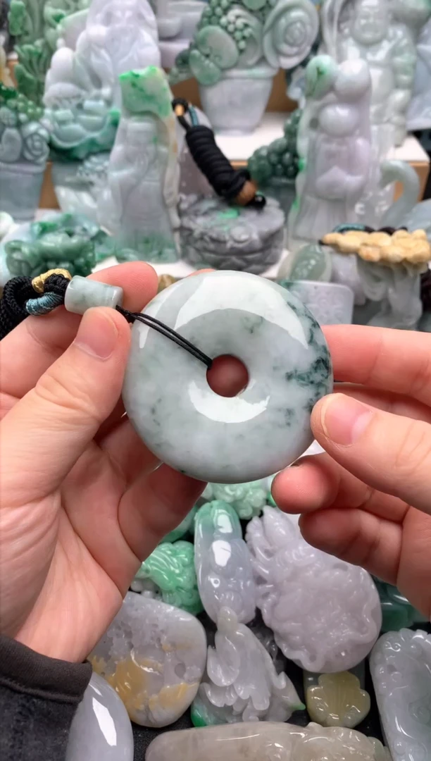 吊坠(不含链)未镶嵌翡翠1