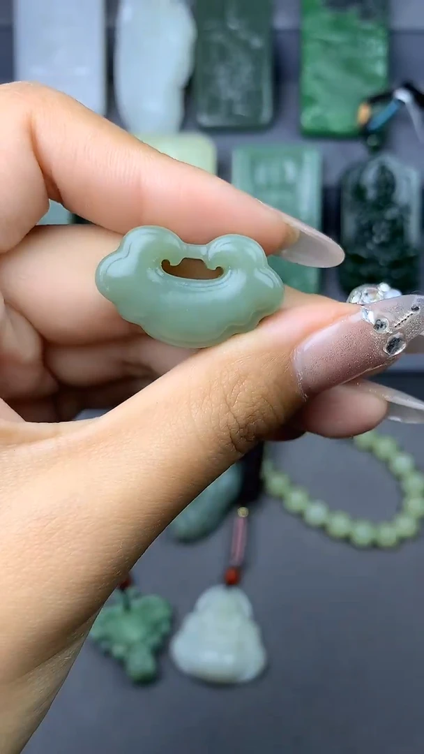 【闪购商品】和田玉吊坠(不含链)未镶嵌挂件拍一发一