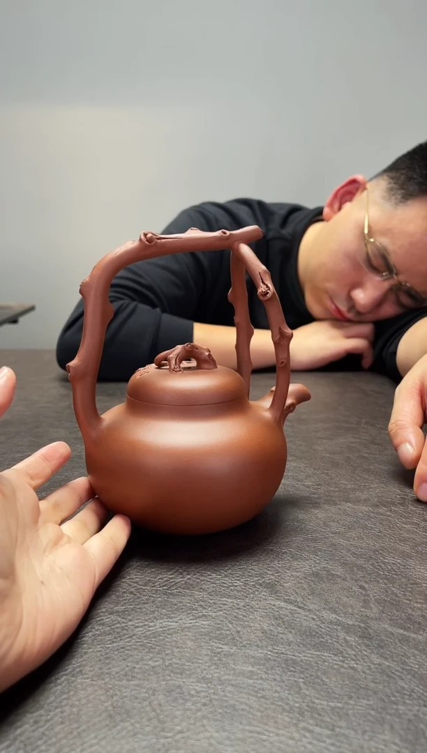 茶壶紫砂东坡提梁