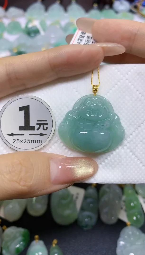 颈饰18K金镶嵌翡翠天然翡翠A货