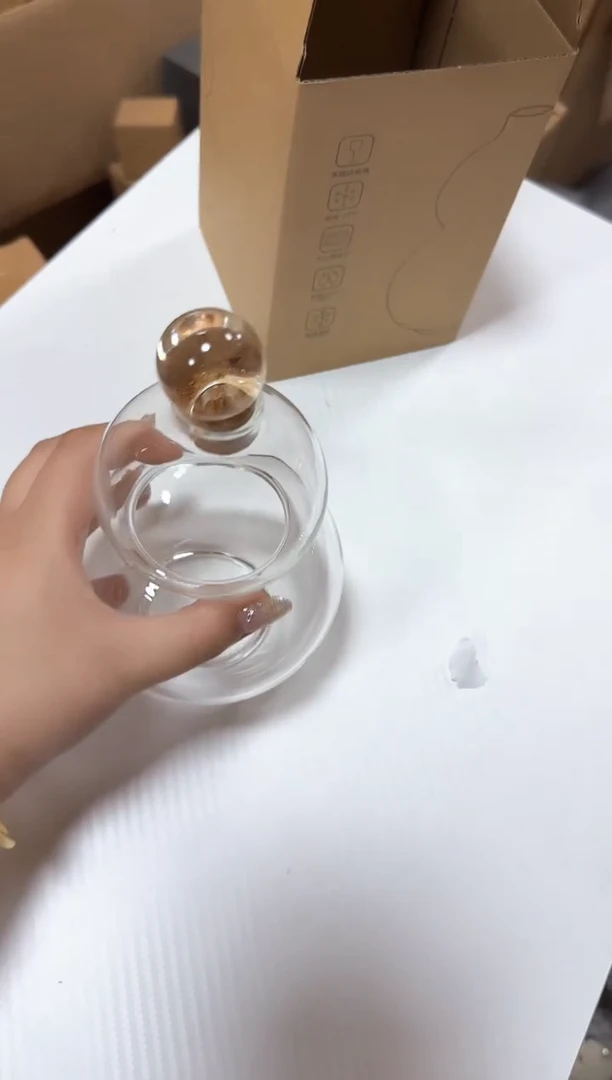 白色葫芦凉水壶