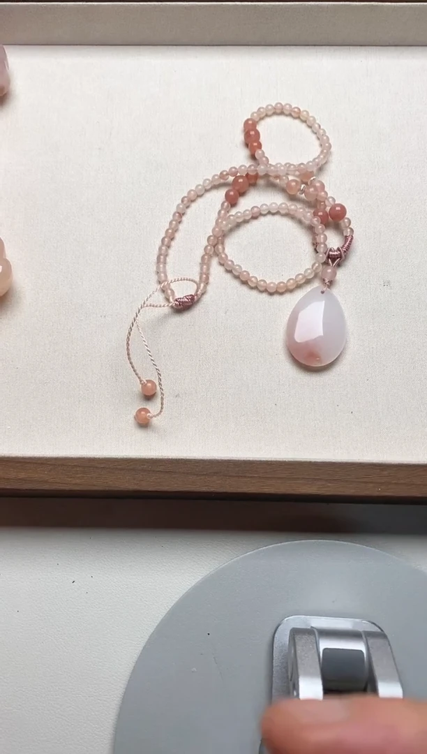 石英质玉未镶嵌颈饰009