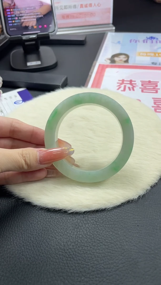 未镶嵌手镯定制翡翠小*?定制手镯AJC3/DZS